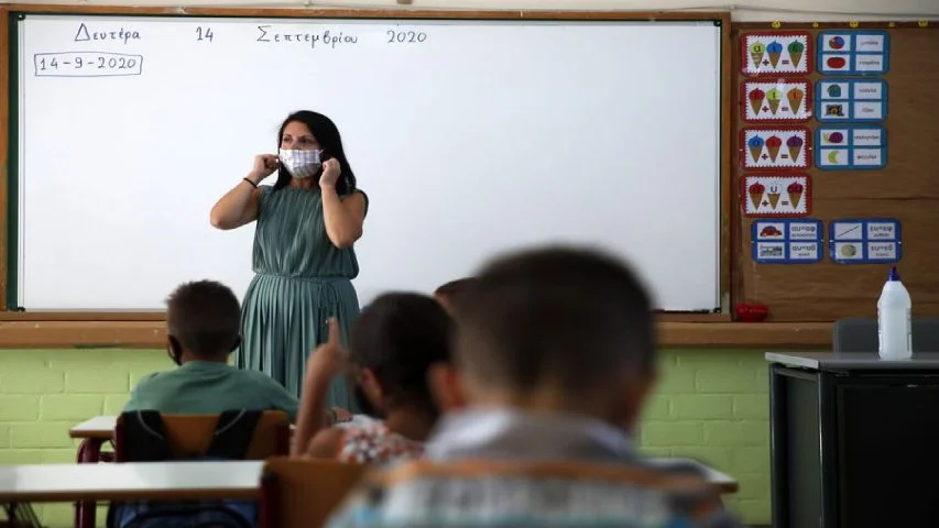 Educadores insisten en falta de condiciones para volver a las aulas