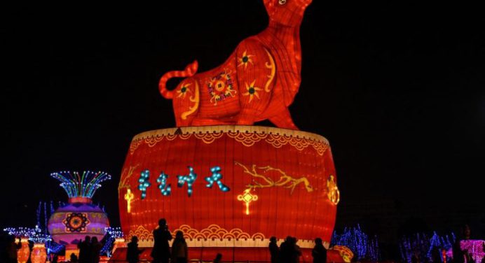Celebran Año Nuevo chino 2021