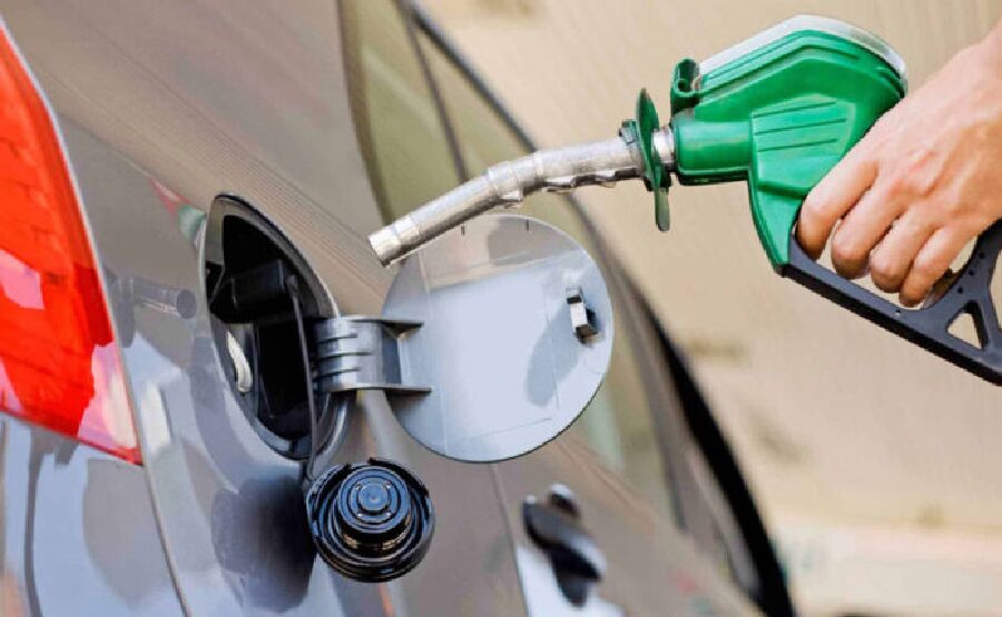 Choferes piden a las autoridades solventar la falla en la distribución de gasolina en Caripe