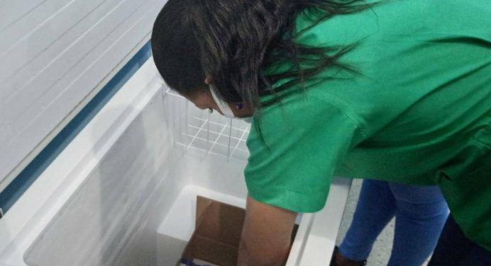 Primer lote de vacunas Sputnik V ya llegó al Humnt