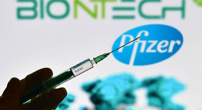 BioNtech/Pfizer tienen previsto producir 2.500 millones de dosis de vacuna en 2021