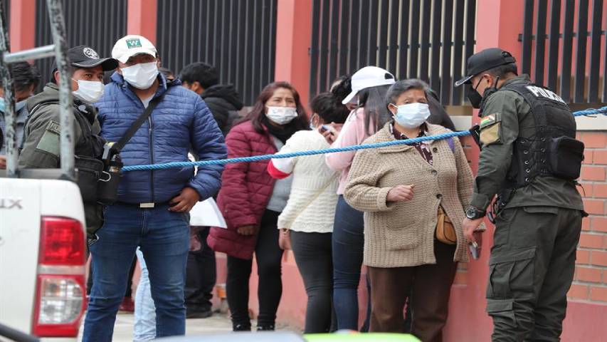 6 estudiantes murieron en Bolivia.