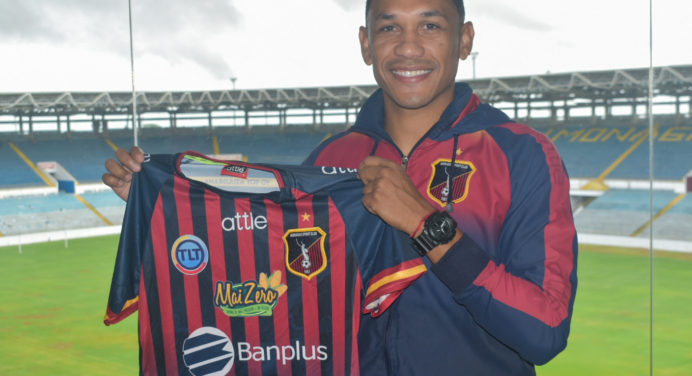 Grenddy Perozo “El Kaiser” es el nuevo fichaje del Monagas SC