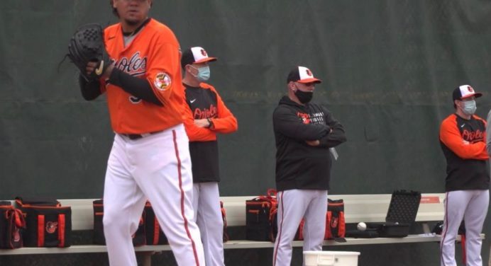 Nuevamente Félix Hernández es agente libre