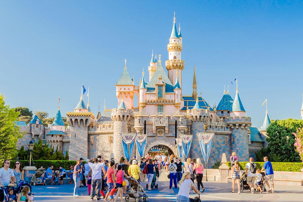 Disneyland reabrirá sus puertas el 30 de abril