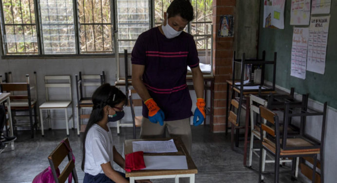 Clases presenciales se reactivarán después de Semana Santa