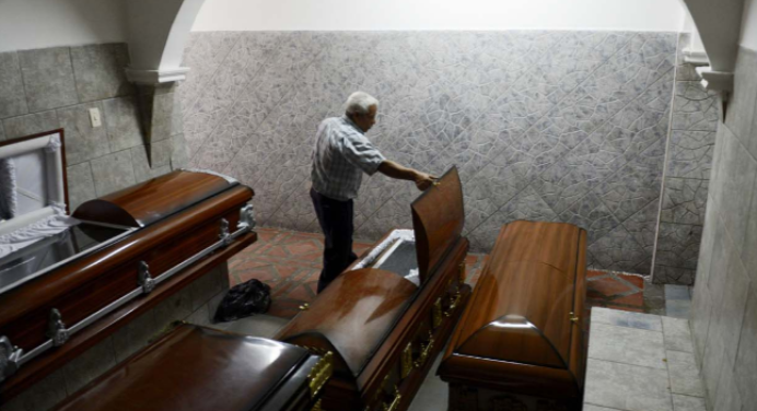 Precios de los servicios fúnebres impagables en Maturín
