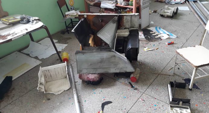 Por séptima vez roban el kinder de la UE. República del Uruguay
