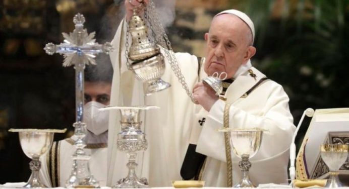 El Papa Francisco celebró la misa Crismal de Jueves Santo