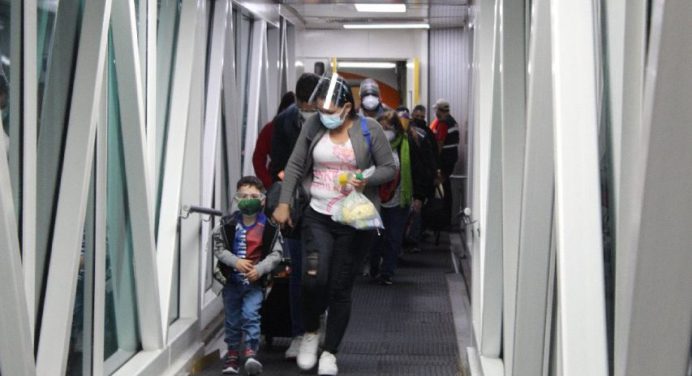 231 venezolanos retornaron al país procedentes de Perú