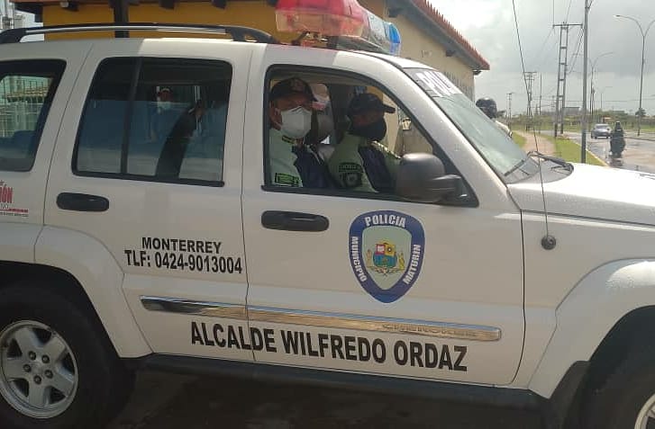 laverdaddemonagas.com alcalde wilfredo ordaz entrega unidad radio patrullera a estacion policial moterrey 1