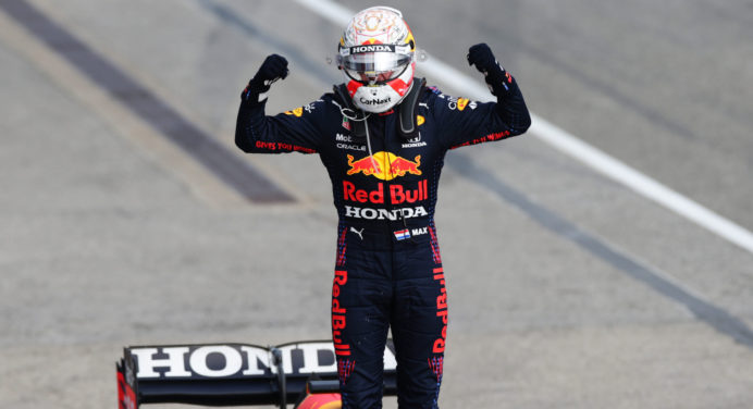 Max Verstappen se quedó con el GP de la Emilia Romaña