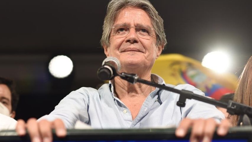 Guillermo Lasso organiza la transición en Ecuador.