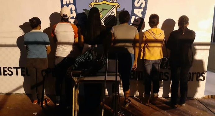 Polimonagas detuvo a 13 sujetos por invadir edificio en Las Avenidas