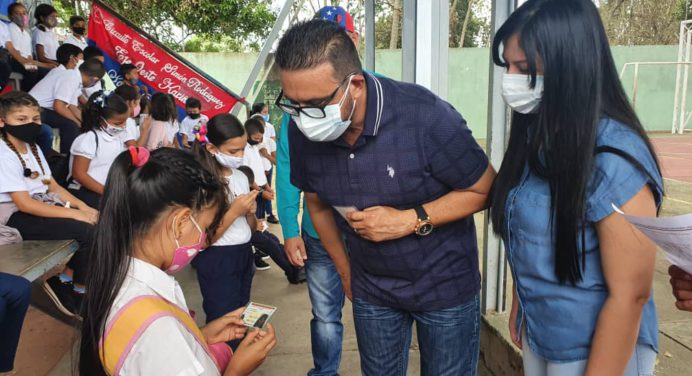 Alcaldía de Santa Bárbara promovió cedulación de 110 niños del municipio