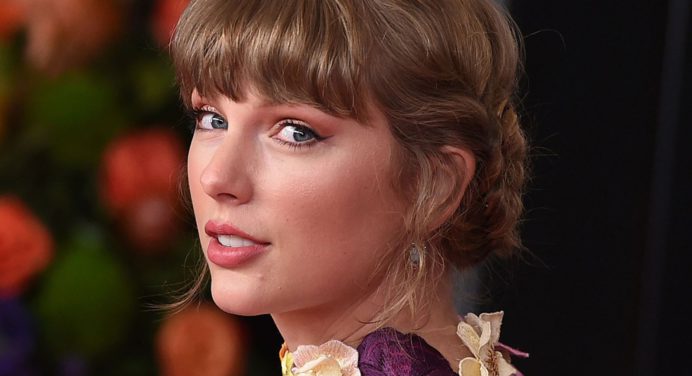 Taylor Swift recupera su música con la edición de «Fearless» 2021