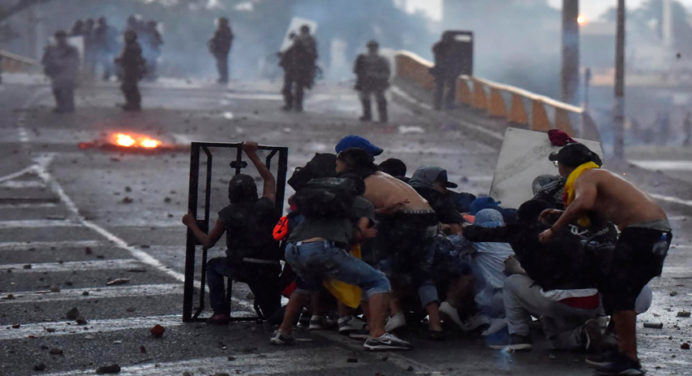 Fiscalía y Defensoría vinculan 20 muertes con protestas en Colombia
