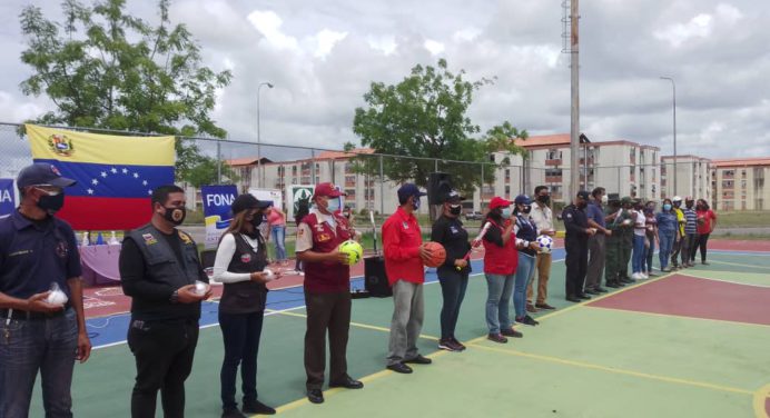 Rehabilitan cancha en La Gran Victoria