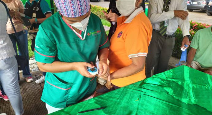 Vacúnate contra el Covid-19 en la jornada médica de la DRS y Farmadon