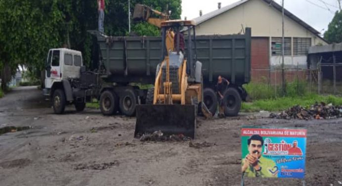 Continúa plan de saneamiento integral en comunidades de Maturín