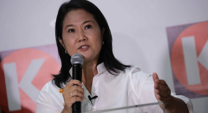 Keiko Fujimori roza empate con Pedro Castillo para elecciones presidenciales en Perú