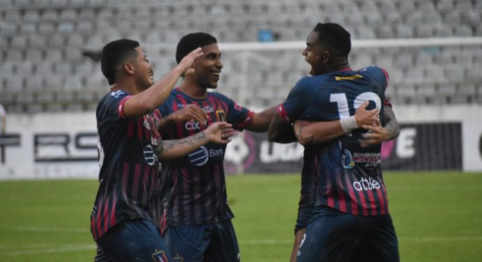 Monagas SC derrotó 3-1 a Metropolitanos en el Monumental