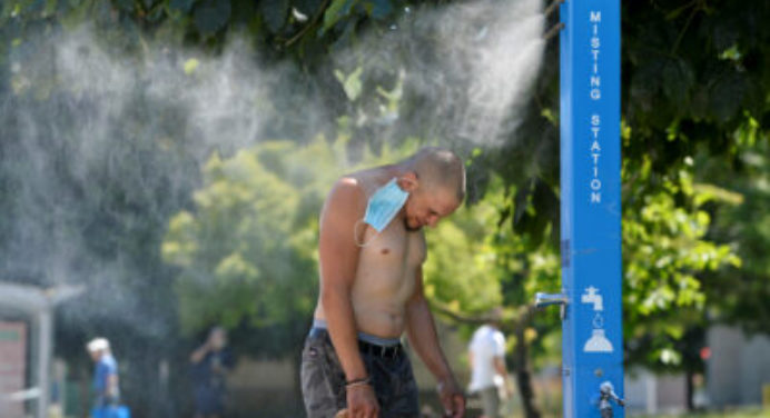 Canadá eleva a 486 las muertes causadas por ola de calor extrema