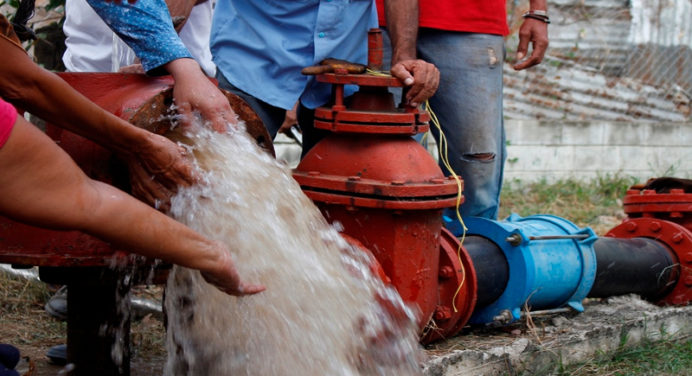 Gobernación atenderá 78 pozos de agua en Maturín