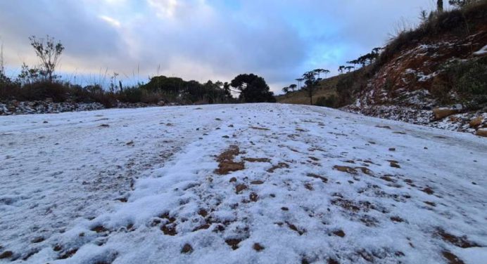 Nevadas inéditas y temperaturas bajo cero en varias zonas de Brasil