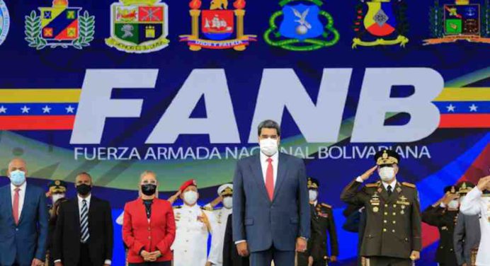 Presidente Maduro ratificó a Padrino como Ministro de Defensa