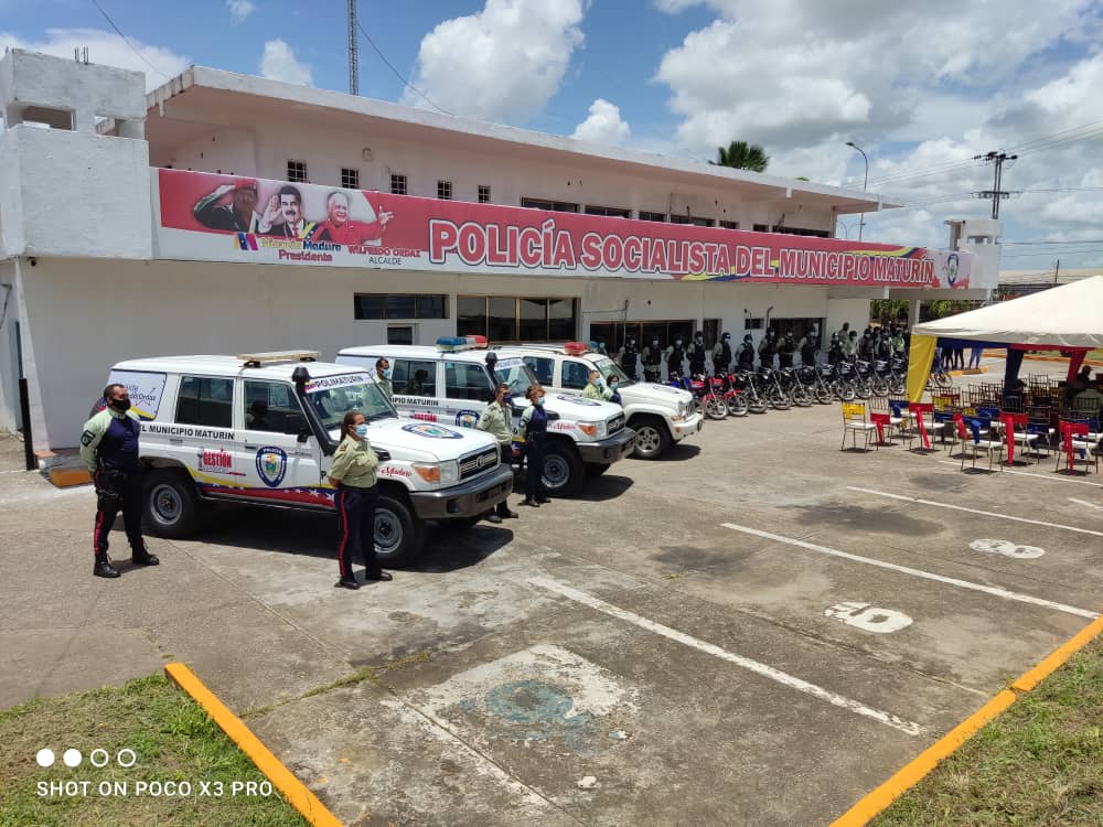 Alcalde Ordaz entregó tres patrullas repotenciadas a Polimaturín