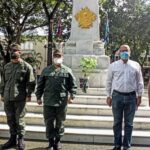 Autoridades civiles y militares conmemoraron día de la bandera