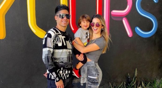 Chyno Miranda y su esposa niegan rumores de separación