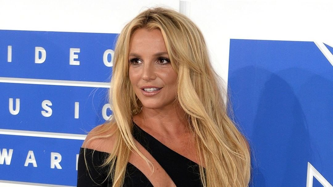 Padre de Britney Spears aceptó dejar la tutela de la cantante