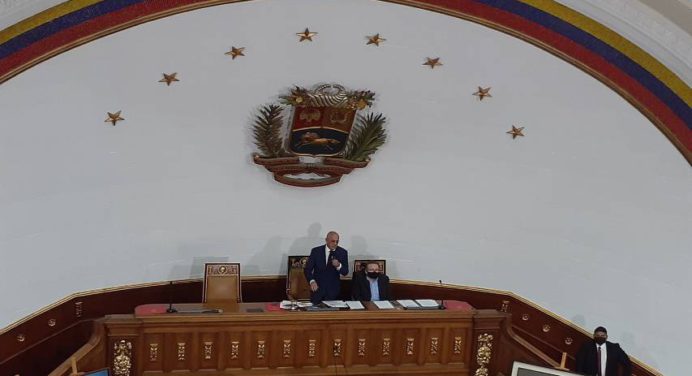 Rodríguez: Si la comunidad internacional quiere ayudar que deje de presionar