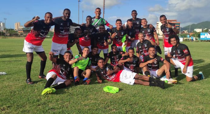 Triunfo contundente de Libertador FC en Puerto la Cruz