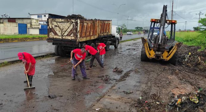 Activan plan de recolección de basura impulsado por Luna y Fuentes