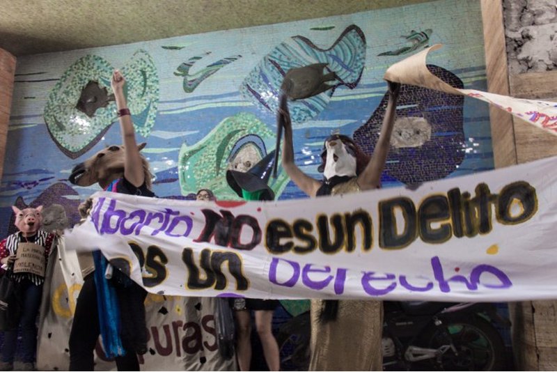 activistas piden legalizacion del aborto ante la sede de la an laverdaddemonagas.com aborto