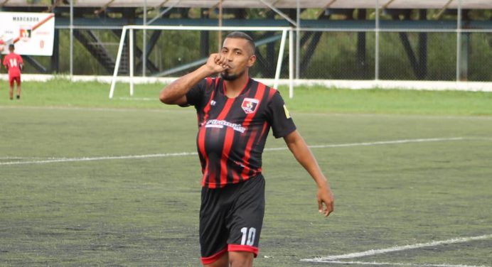 Atlético La Cruz derrotó por la mínima a Libertador FC