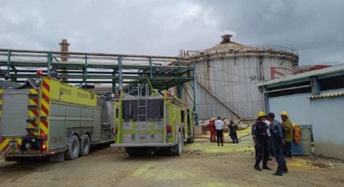 Incendio en instalaciones del Complejo Petroquímico en Pequiven Morón
