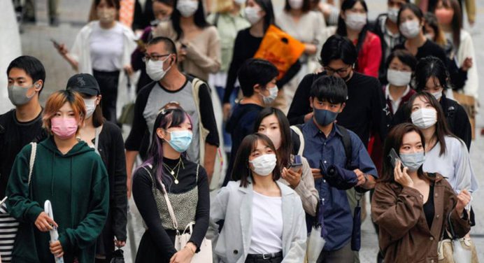 Japón extiende estado de alerta sanitaria por covid