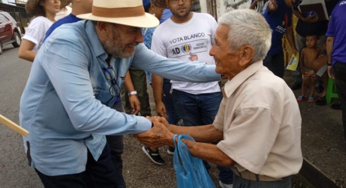 Johel Orta hizo recorrido casa por casa en sector Alberto Ravell