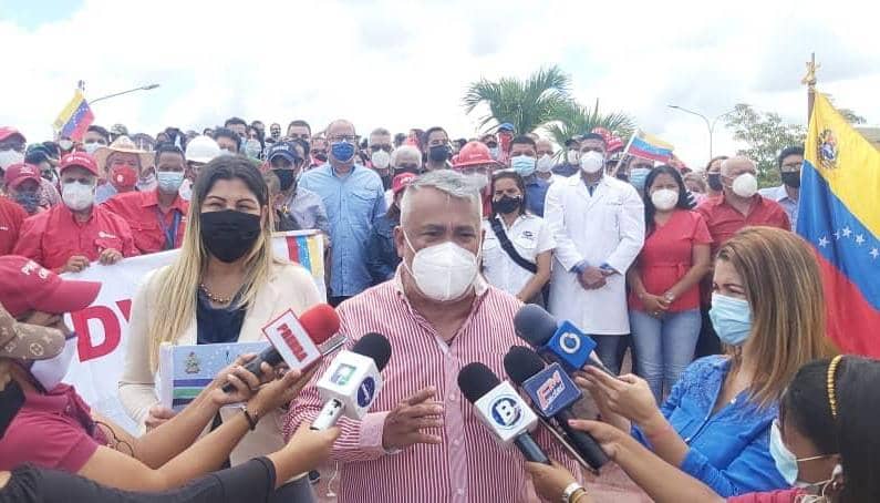 Más de 15 mil votos aportarán profesionales y técnicos en campaña electoral del PSUV