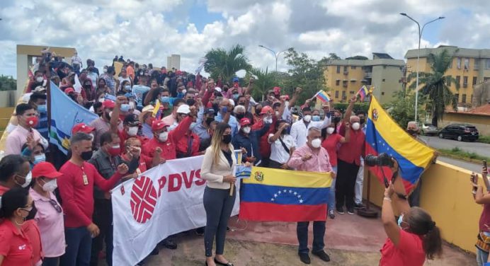 Más de 15 mil votos aportarán profesionales y técnicos en campaña electoral del PSUV