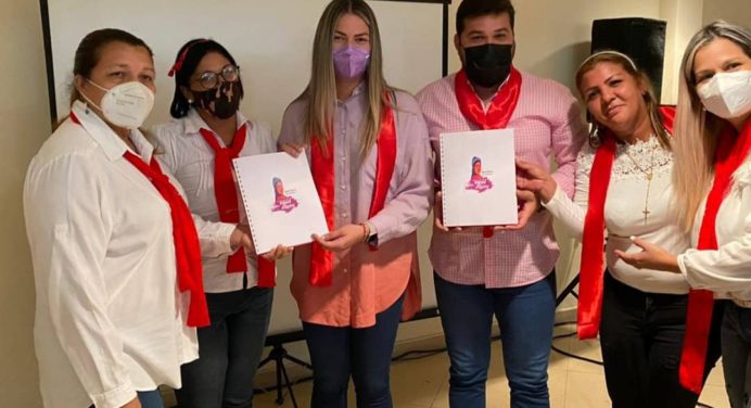 Mujeres del Psuv presentaron propuestas a Luna y Fuentes