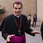 Obispo español renuncia