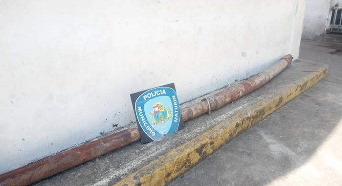 Por hurtar un poste de alumbrado público lo capturó Polimaturín