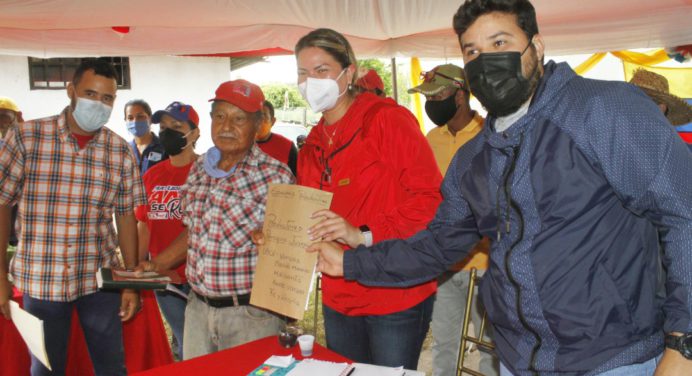 Productores de Jusepín respaldan a Ernesto Luna y Ana Fuentes