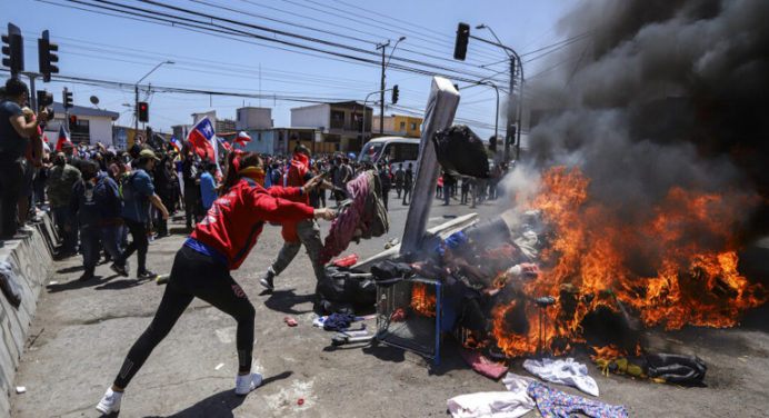 Repudio genera manifestación xenofóbica contra venezolanos en Chile