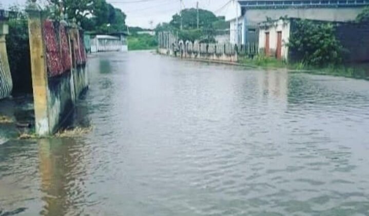 Río Yocoima del estado Bolívar se desbordó tras cuatro horas de lluvias